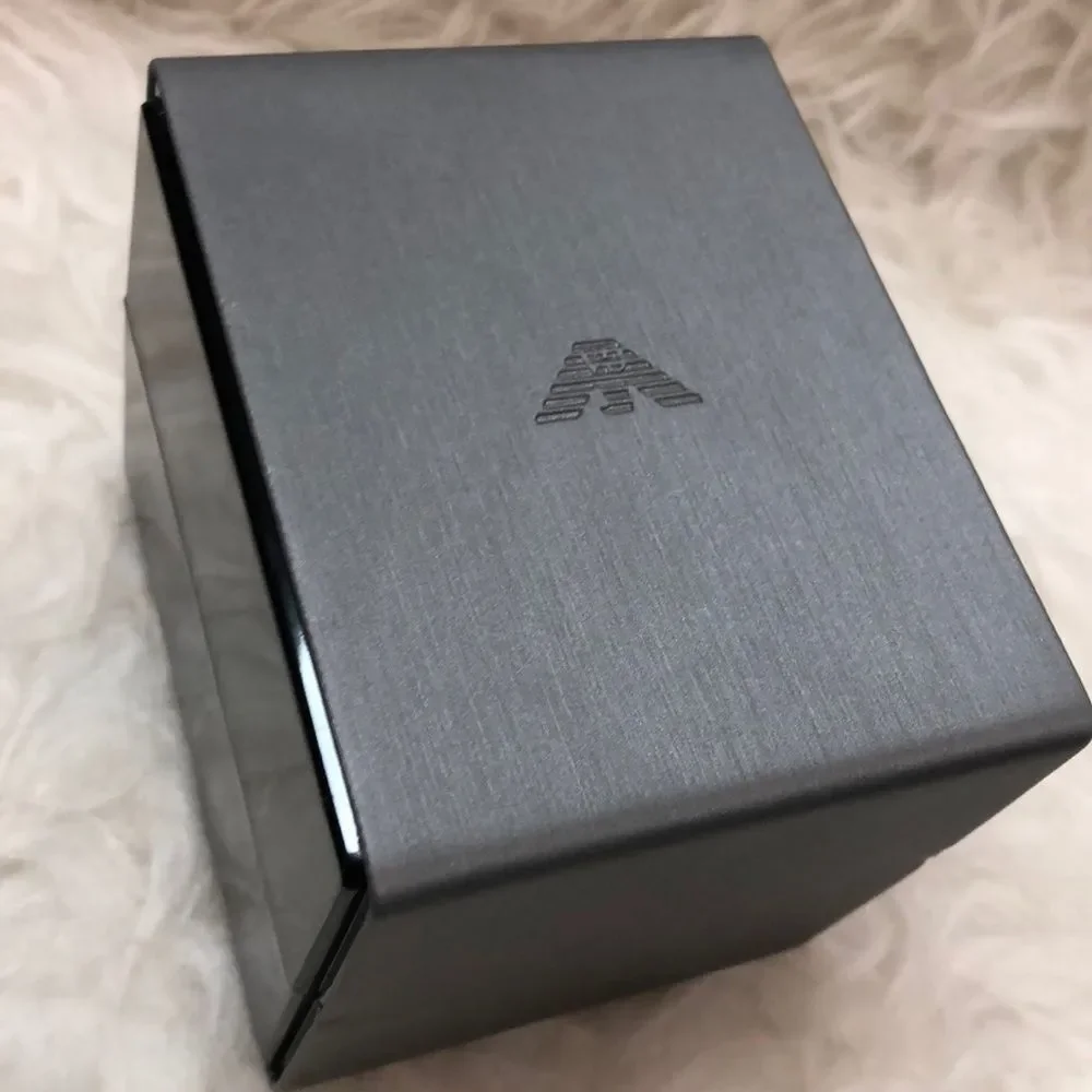 🆕 Emporio Armani Watch Box